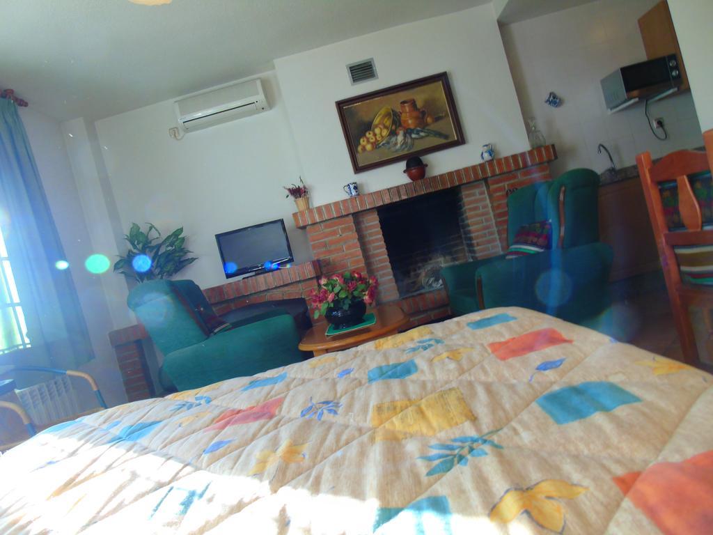 Apartamentos Turisticos Cumbres Verdes La Zubia  Cameră foto