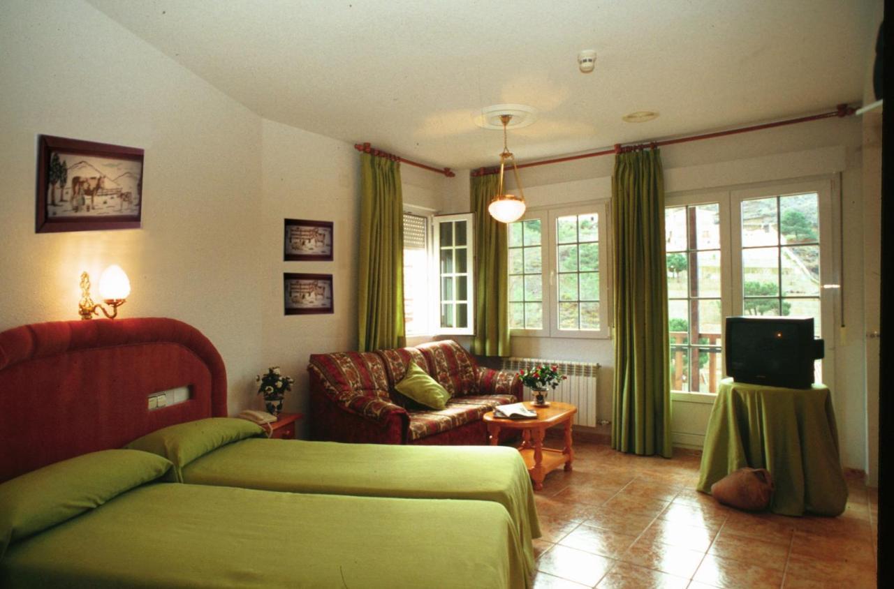 Apartamentos Turisticos Cumbres Verdes La Zubia  Exterior foto